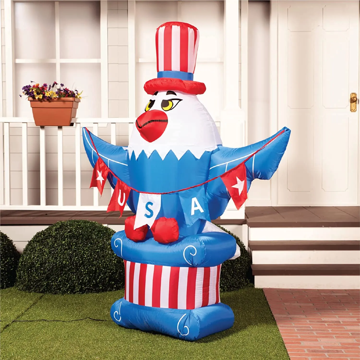 5.2ft/5.9ft/7ft/7.9ft Patriotic Independence Day Inflatable American Eagle Blowup Outdoor Decoration